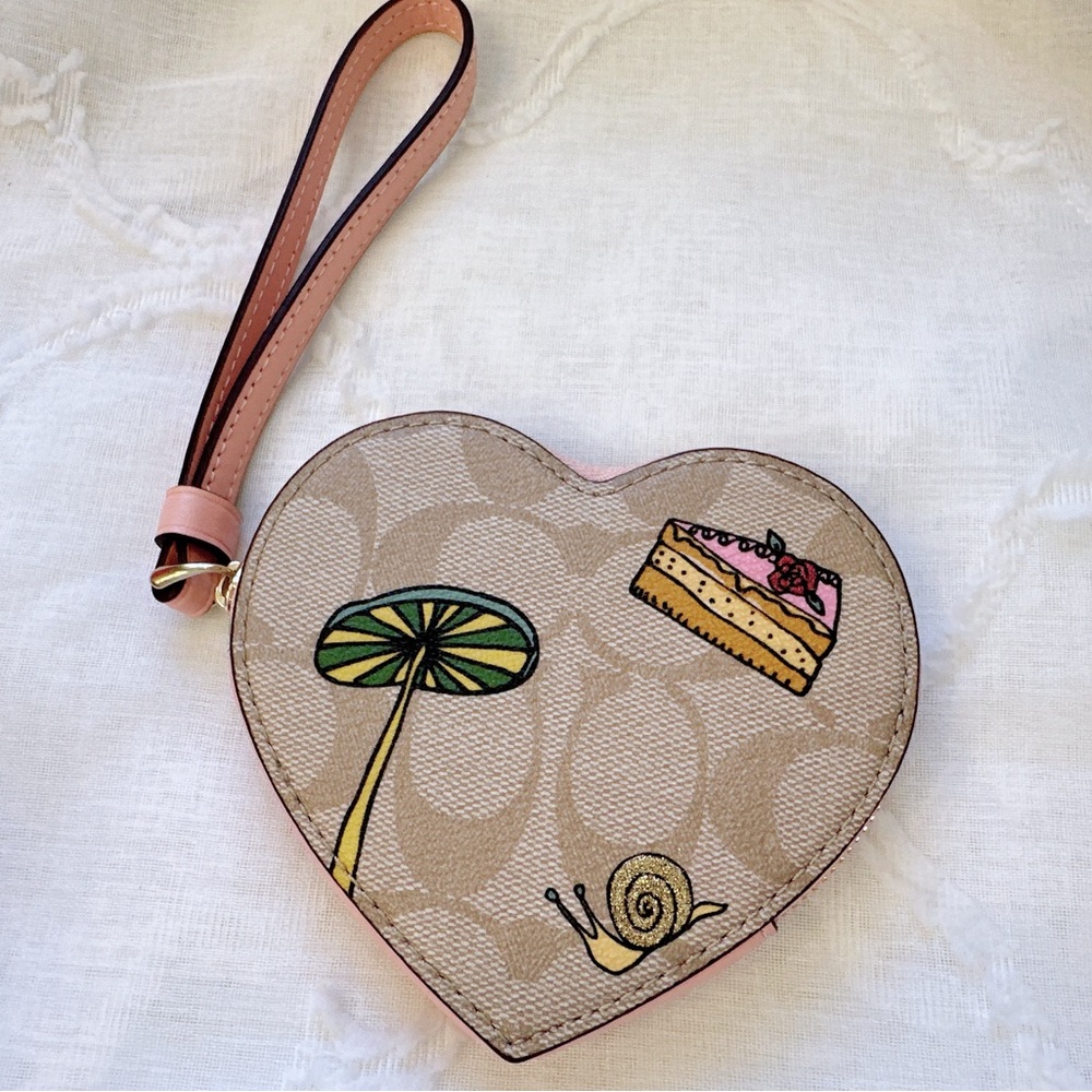 NWT Coach X Observed By Us Heart Coin Case In Signature Canvas#CU405